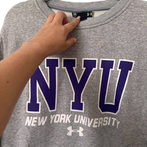 NYU x UNDER ARMOUR Loose Fit Crewneck Sweatshirt Small - Picture 3 of 5